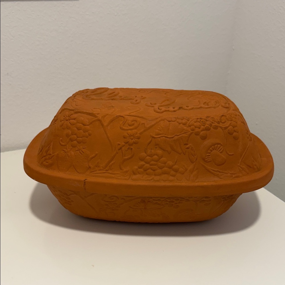 Clay Cooker with Lid